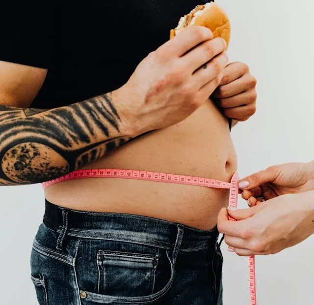 أكثر 5 أخطاء شائعة تفسد رحلة إنقاص الوزن وكيف تصلحها بخطوات عملية